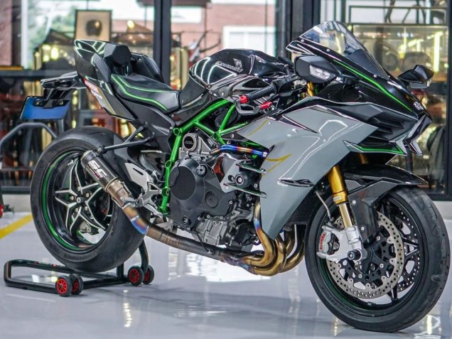 Carénages Moto Kawasaki Ninja H2 2015-2022 - Gris