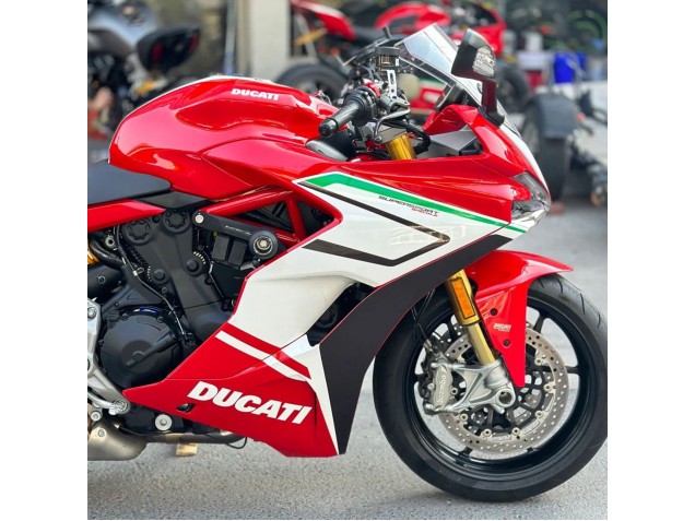 Carénages Moto Ducati Supersport 939/939S 2017-2022 - Blanc Rouge Noir Vert