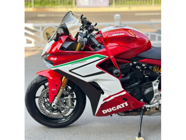 Carénages Moto Ducati Supersport 939/939S 2017-2022 - Blanc Rouge Noir Vert