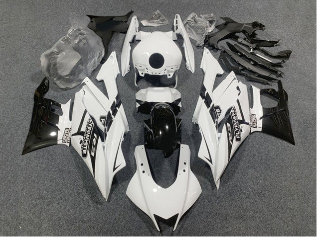 Carénages Moto Yamaha YZF R3/R25 2022-2024 - Blanc Noir Brillant