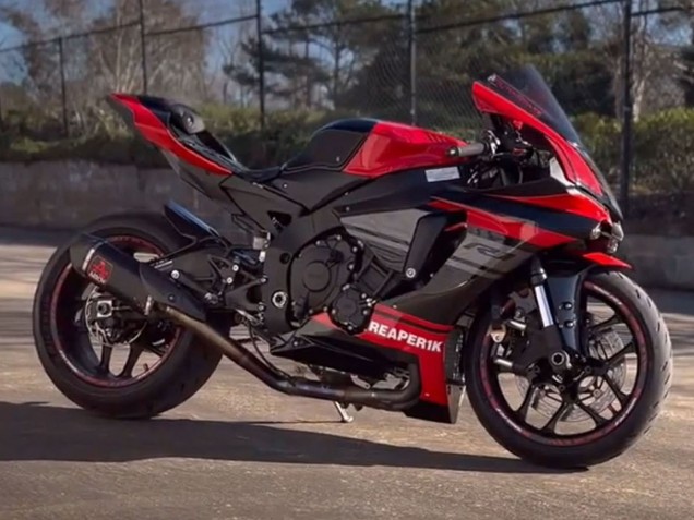 Carénages Moto Yamaha YZF 1000 R1 2015-2019 - Rouge Noir Argent