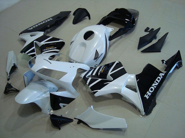 Carénages Moto CBR 600 RR 03-04 - Blanc Noir Carénages Moto CBR 600 RR 03-04 - Blanc Noir