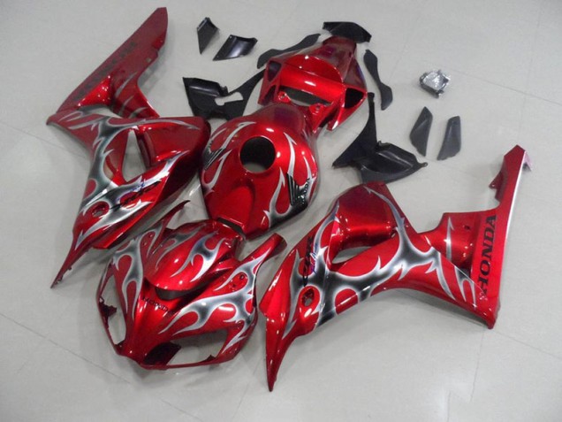 Carénage Moto CBR 1000 RR 06-07 - Rouge avec Noir Gris Flamme Carénage Moto CBR 1000 RR 06-07 - Rouge avec Noir Gris Flamme